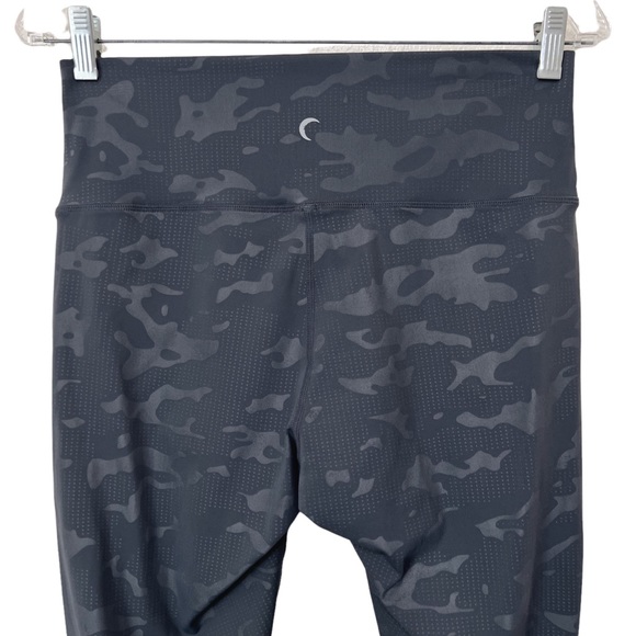 Zyia Active High Rise Legging Cropped Camouflage Dot Pattern Gray Womens 12 - Picture 4 of 6